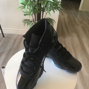 Jordan 11 Gamma Size 13 (New) With Box